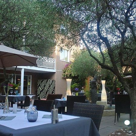 H Hotel Hyeres Exterior photo