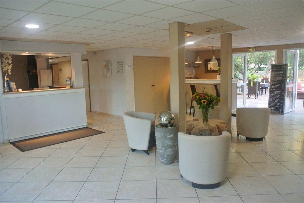 H Hotel Hyeres Exterior photo